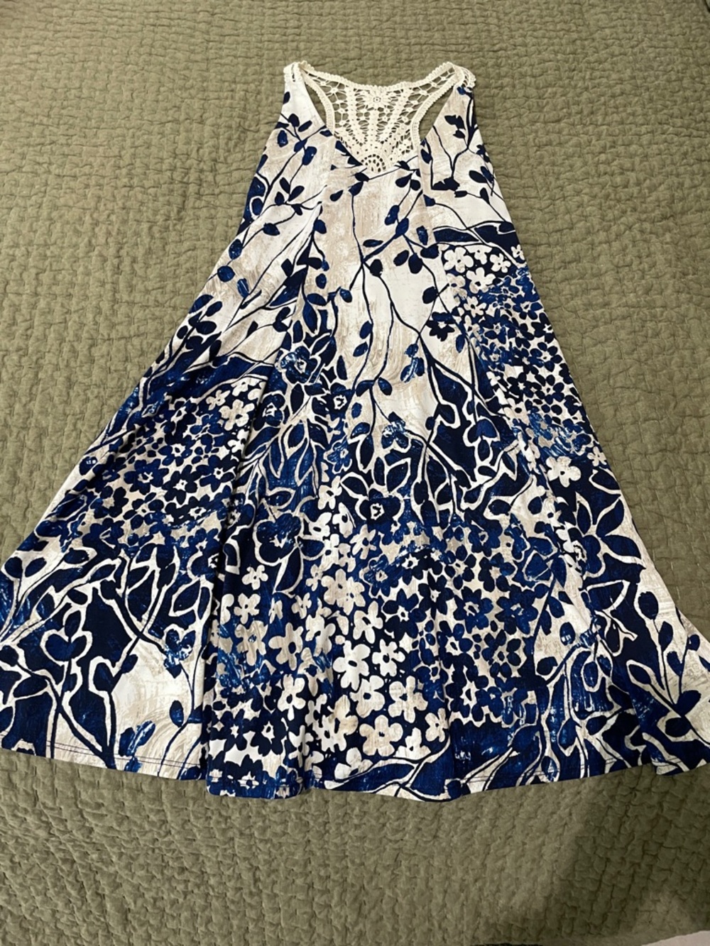 Flowy Sundress with crochet back panel. Size M, Blue, cream & white